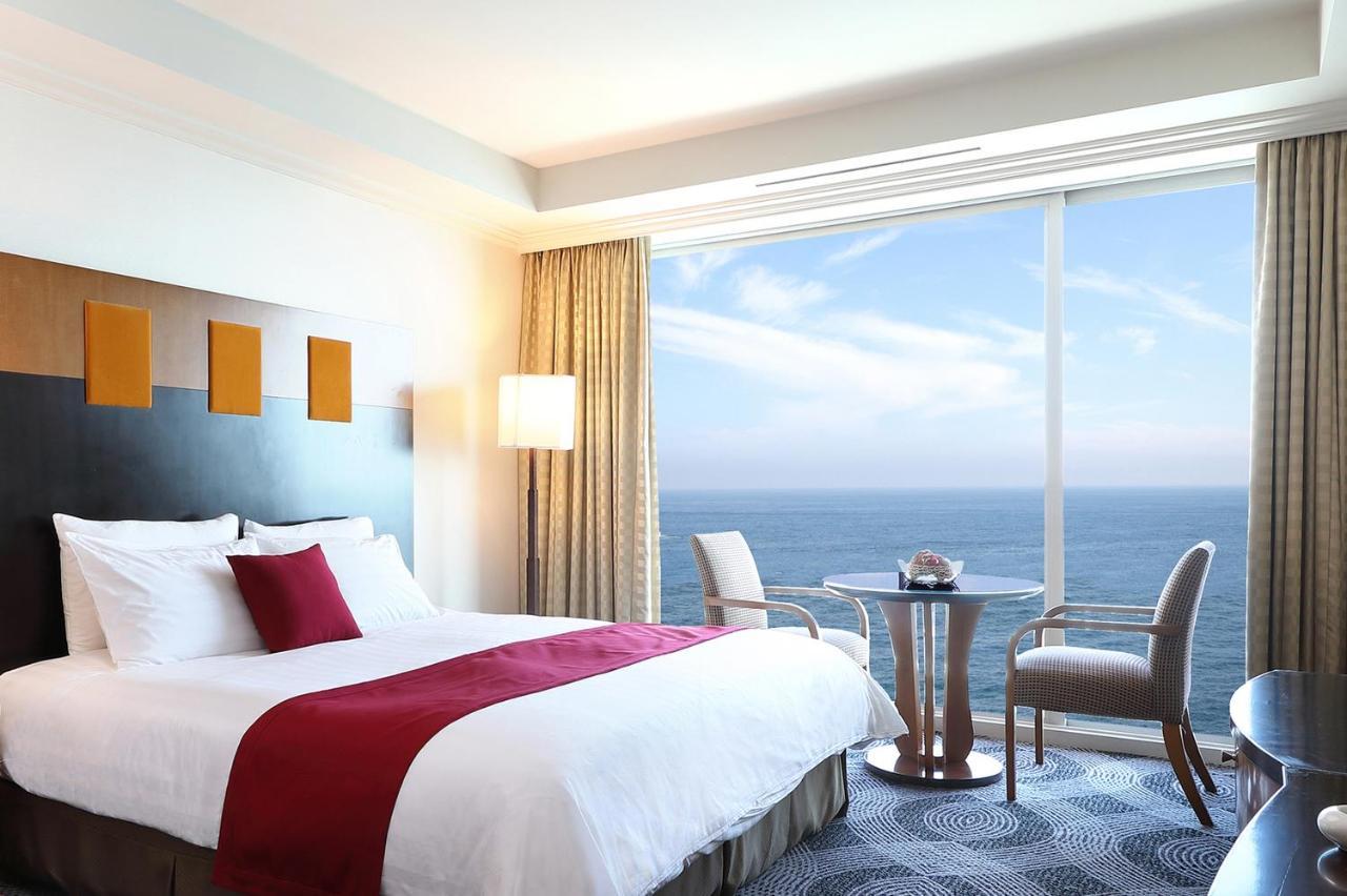Hotel Ramada Plaza By Wyndham Jeju Ocean Front Exteriér fotografie