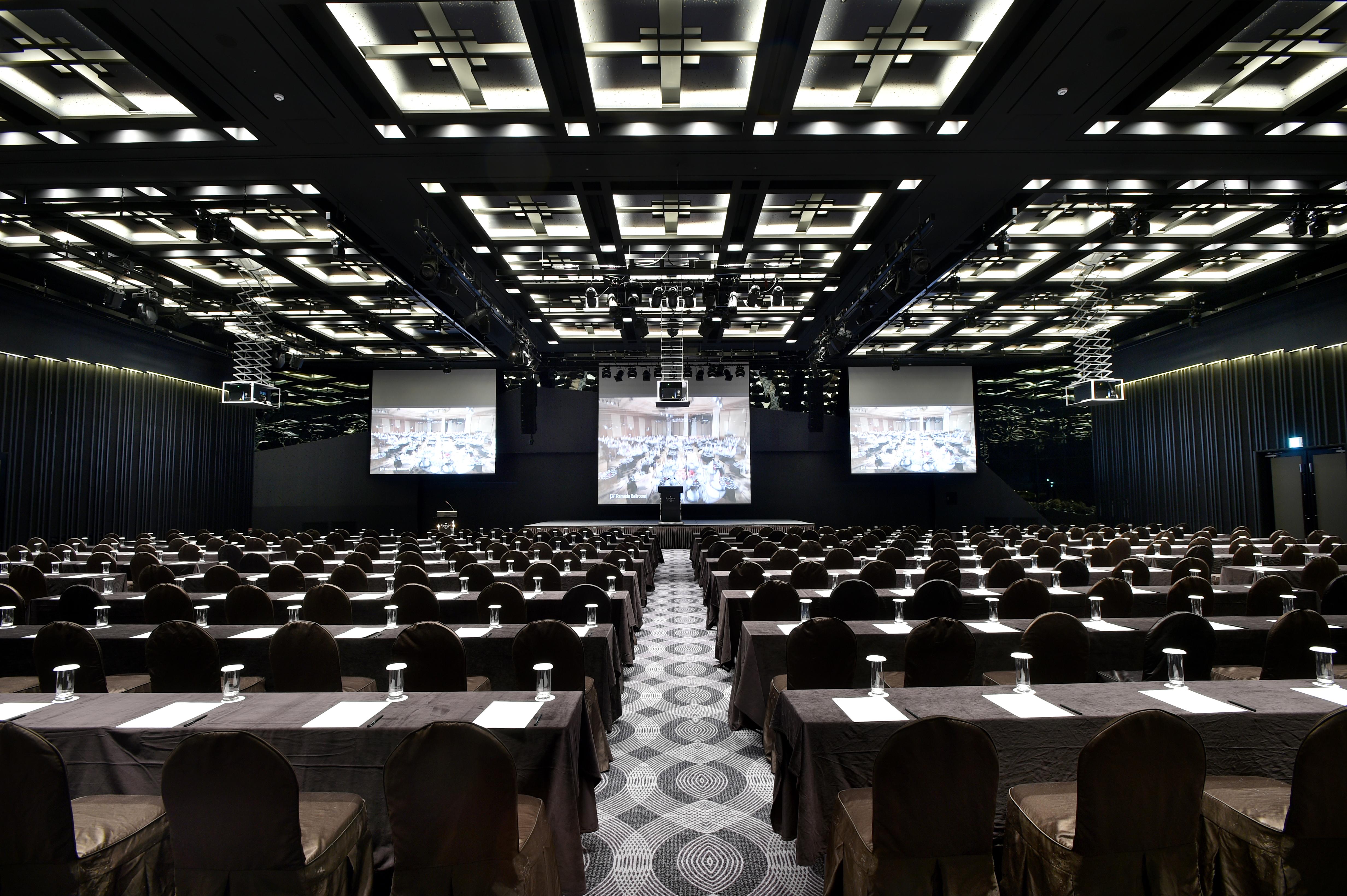 Hotel Ramada Plaza By Wyndham Jeju Ocean Front Exteriér fotografie The 2018 World Economic Forum Annual Meeting